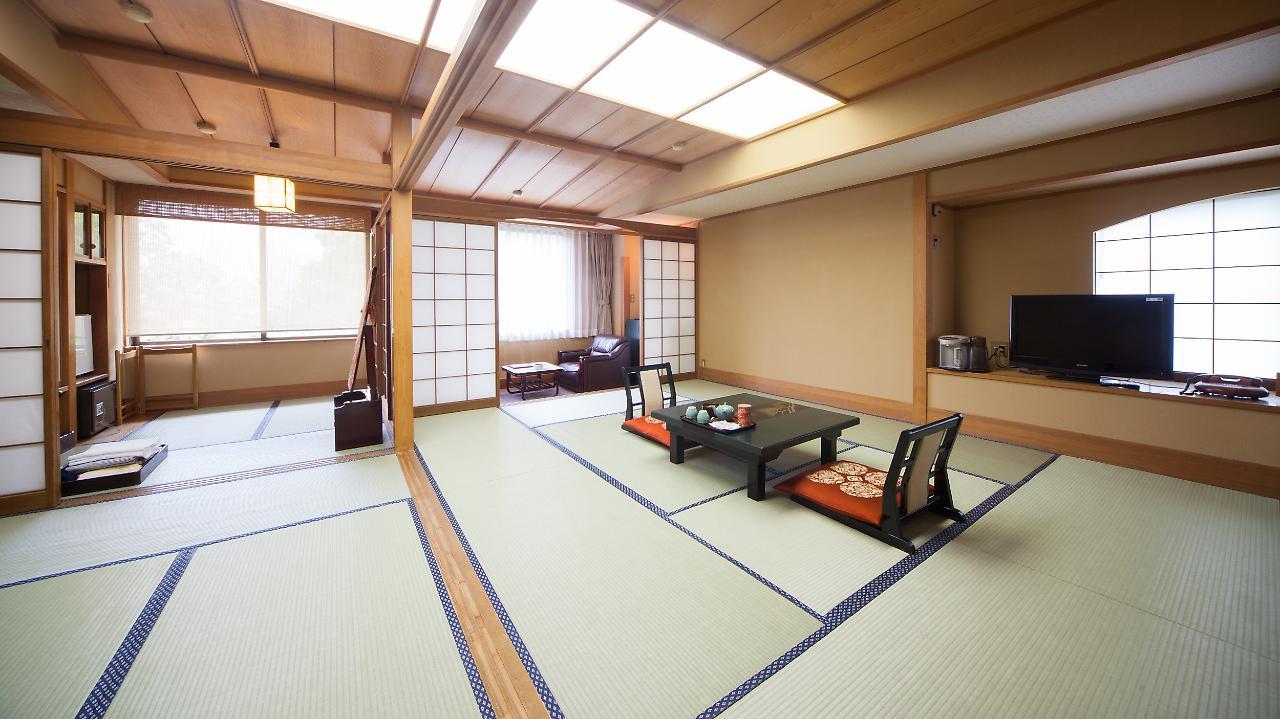 Hotel Yugashima Tatsuta Izu  Esterno foto