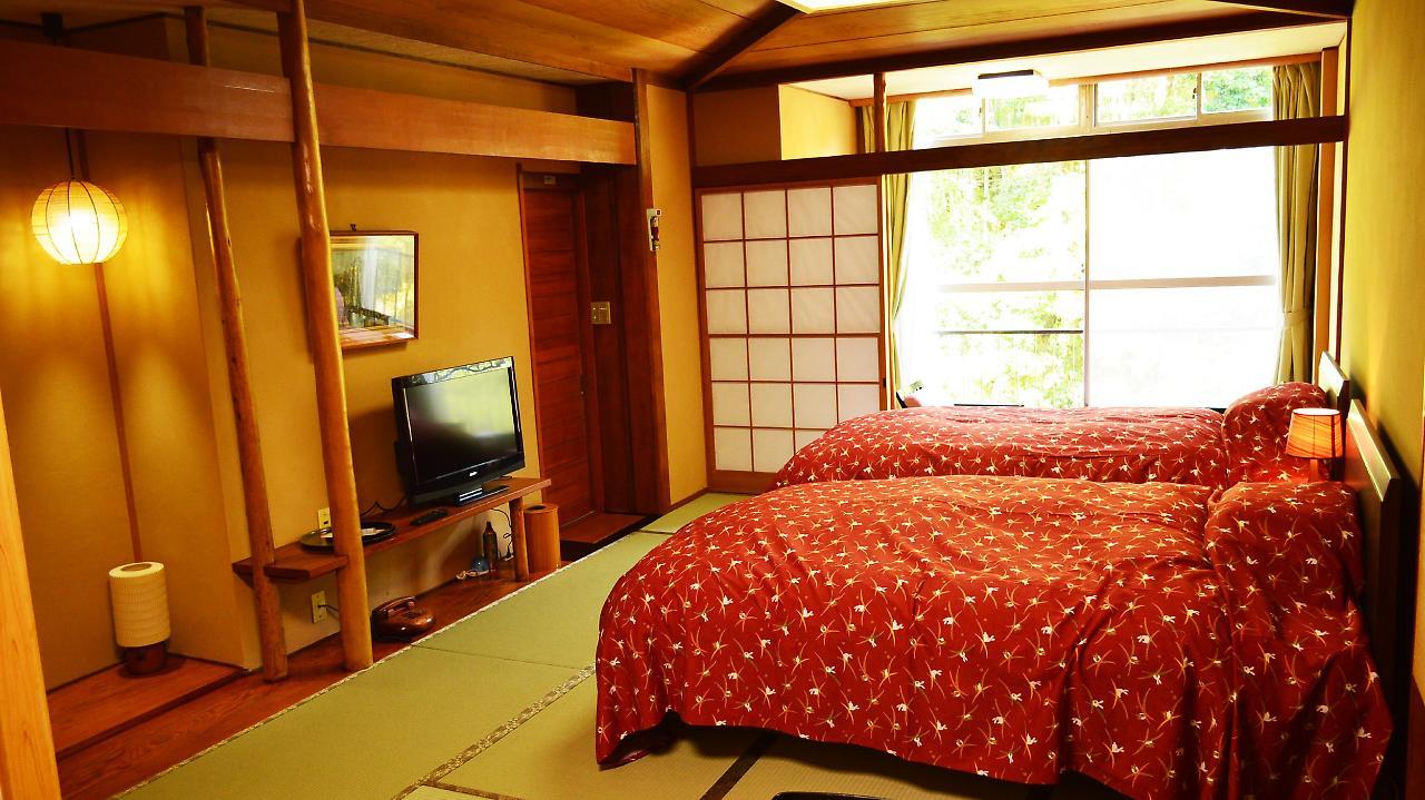 Hotel Yugashima Tatsuta Izu  Esterno foto