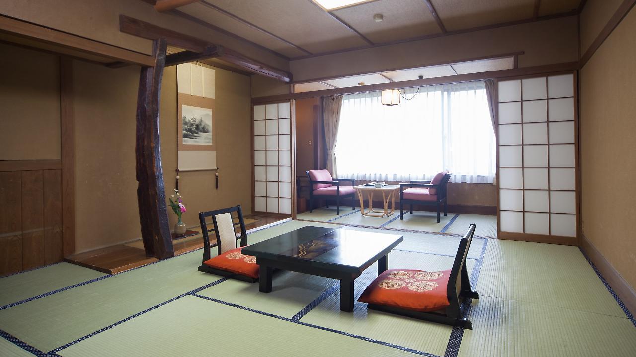 Hotel Yugashima Tatsuta Izu  Esterno foto